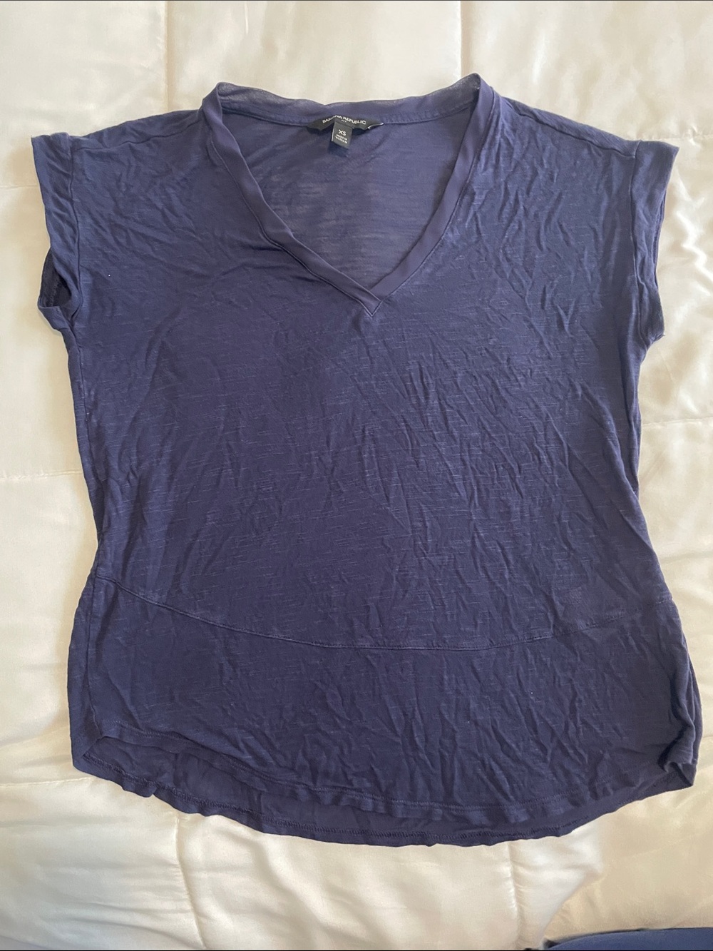 Banana Republic Deep Navy V-Neck Short Sleeve Tee